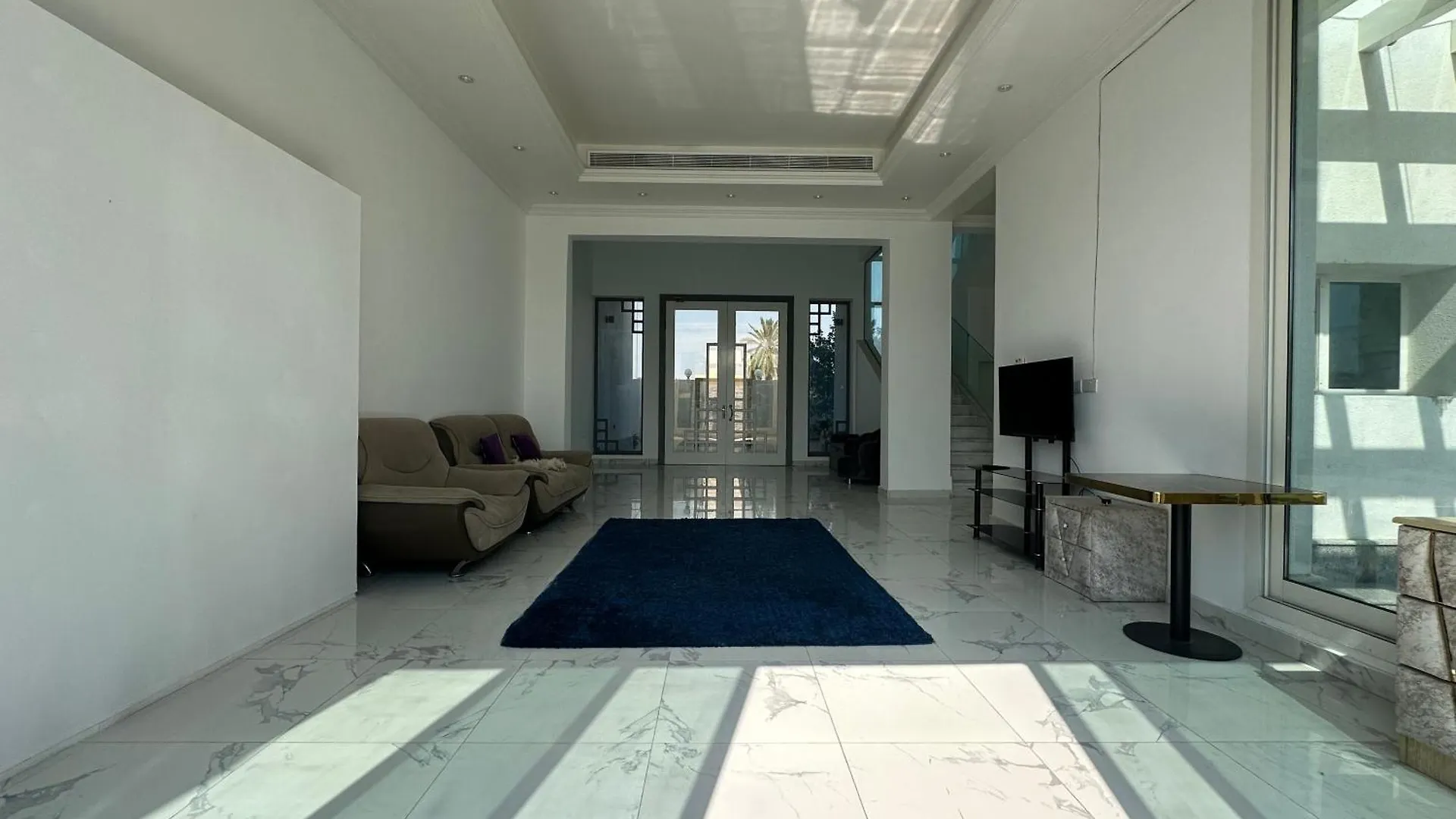 Centerpoint Duplex Villa Dubai Guest house